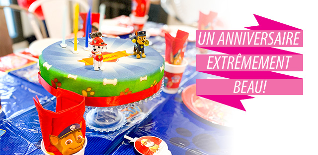 Gâteau De Fête D'anniversaire De Dessin Animé Mignon 10 Ans Avec Numéro De  Bougie Dix