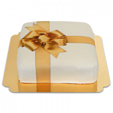 Gâteau-boîte à cadeaux blanc