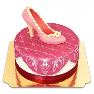 Escarpin en chocolat sur gâteau deluxe rose