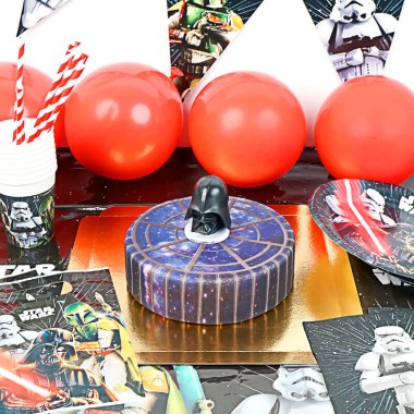 Kit anniversaire Star Wars® (gâteau inclus)