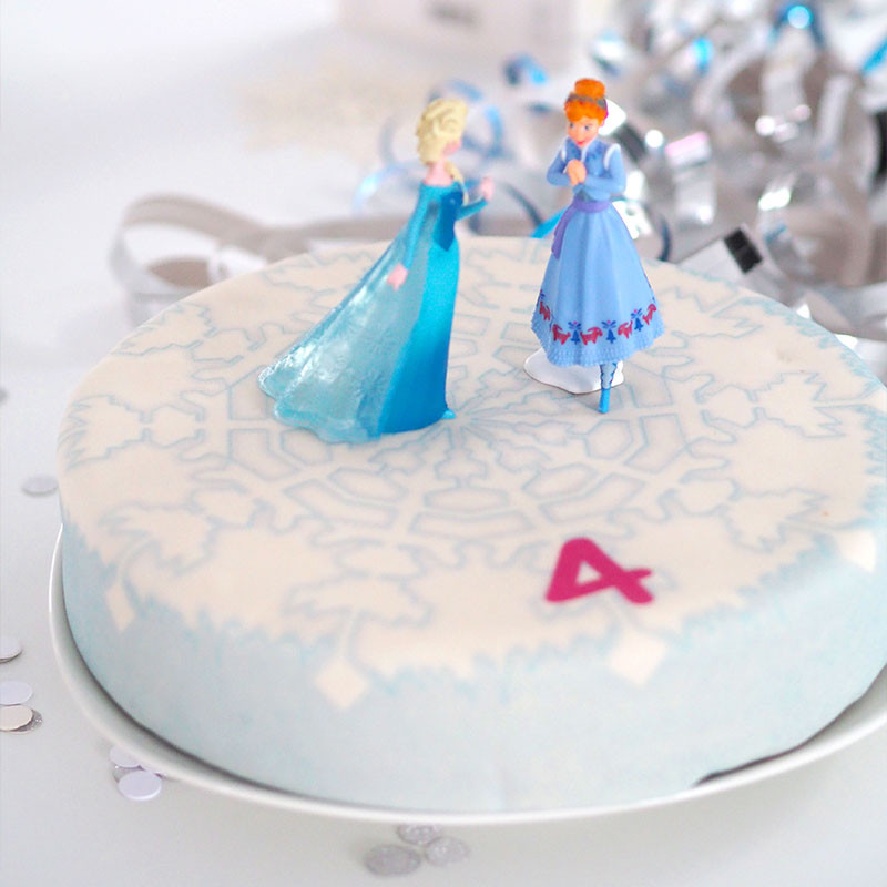 Gâteau figurines Anna & Elsa de la Reine des Neiges