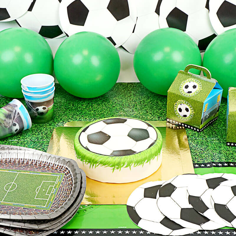 Kit de décoration Football - gâteau inclus